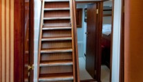 Sailing yacht Oriander -  Stairs